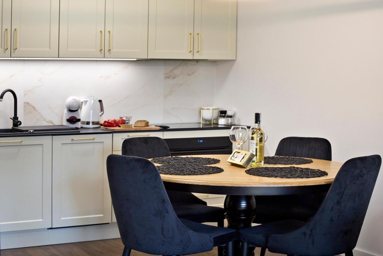 Marina Mokotow P&O Serviced Apartments Warsawa Bagian luar foto